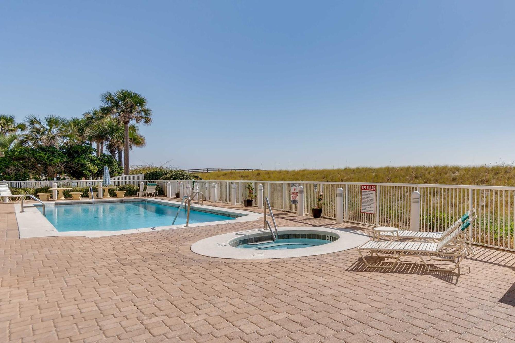 Vibrant Navarre Condo Pool And Beach Chair Service! Exterior foto